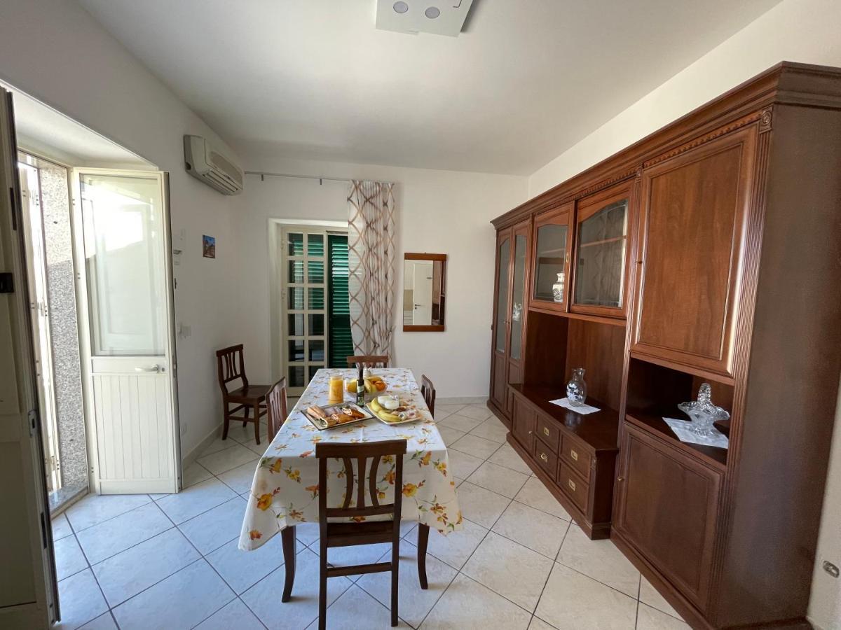 Отель Casa Crispi Ното Экстерьер фото