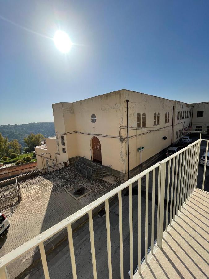 Отель Casa Crispi Ното Экстерьер фото